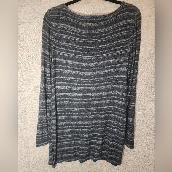 J. Jill Medium Stripped Long Sleeved Knit Sweater Blue Strips Wearever - Picture 3 of 6